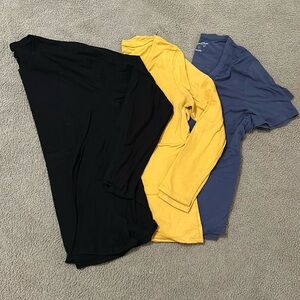 Lot of 3 shirts- two long sleeve, one short sleeve Sz L/XL